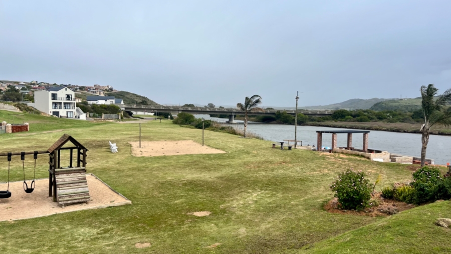 3 Bedroom Property for Sale in Hartenbos Heuwels Western Cape